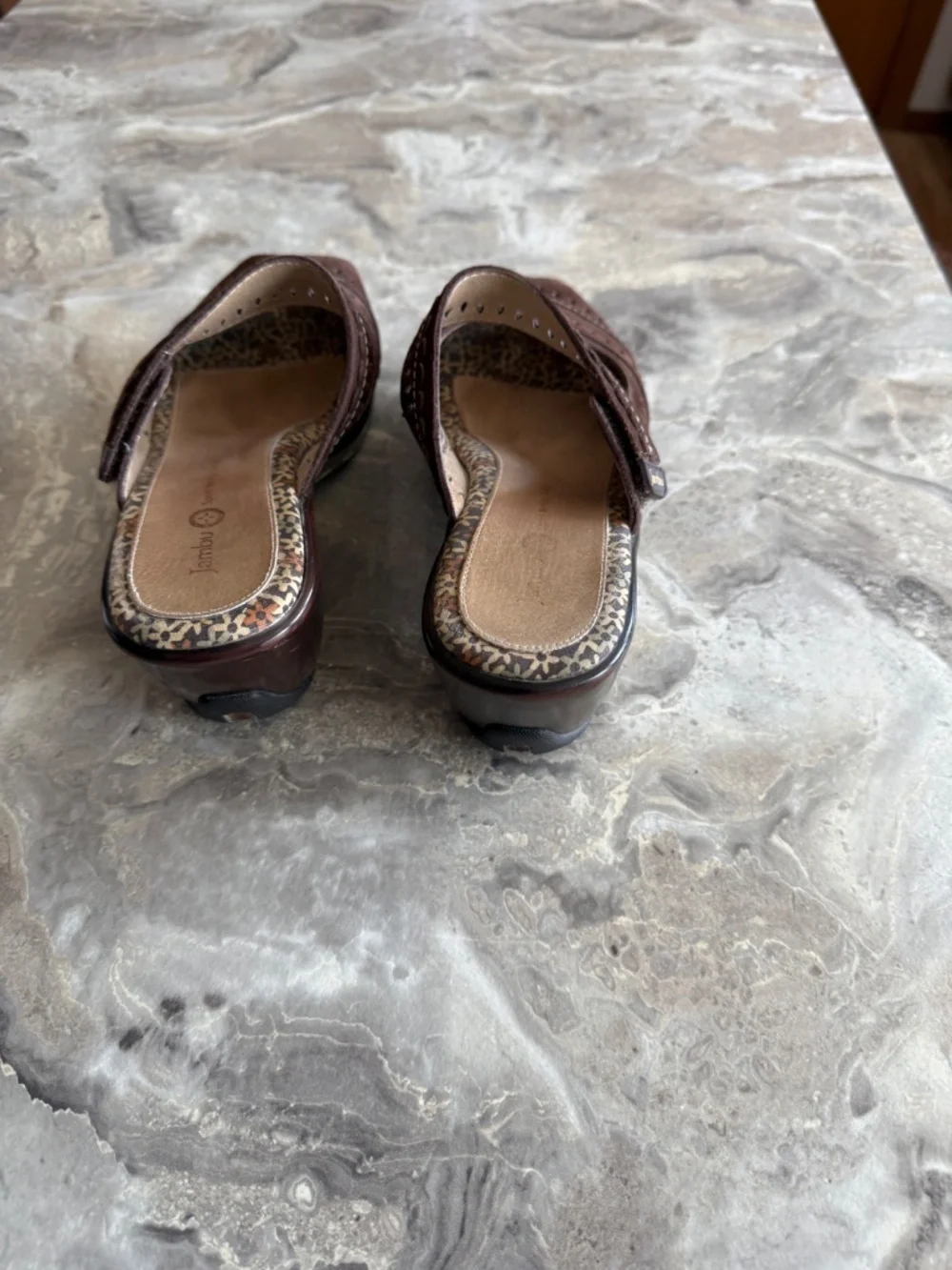 JAMBU women’s brown wedge peep toe, sling back sandals size 8 1/2